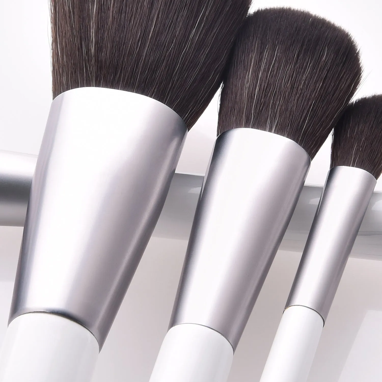 15 Piece Designer Pro Sleek Brush Set - MQO 12 pcs