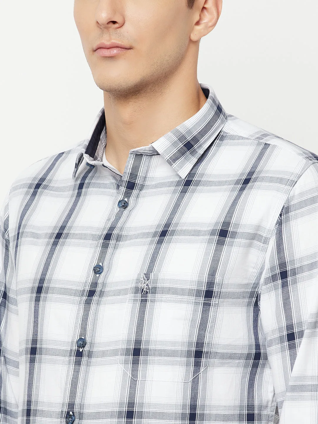 Cantabil Cotton Checkered White Full Sleeve Casual Shirt for Men with Pocket