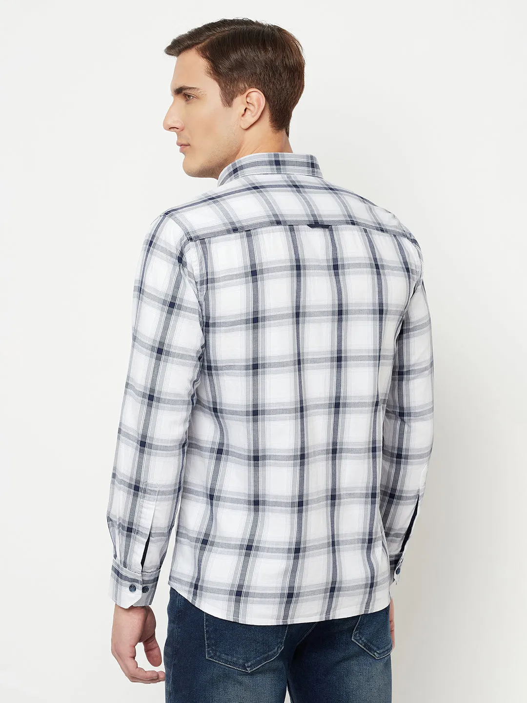 Cantabil Cotton Checkered White Full Sleeve Casual Shirt for Men with Pocket