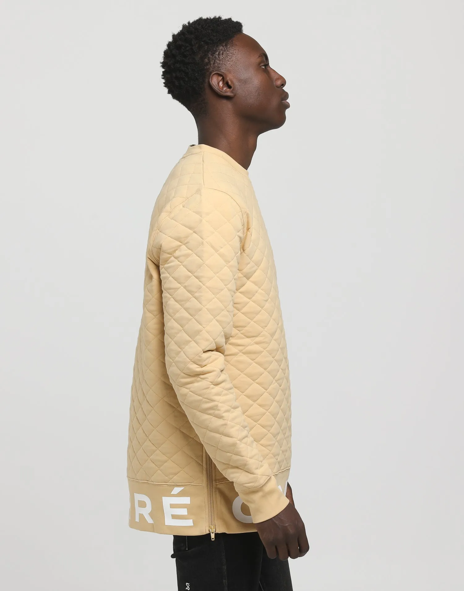 Carré Staple Quilted Sweater Sand