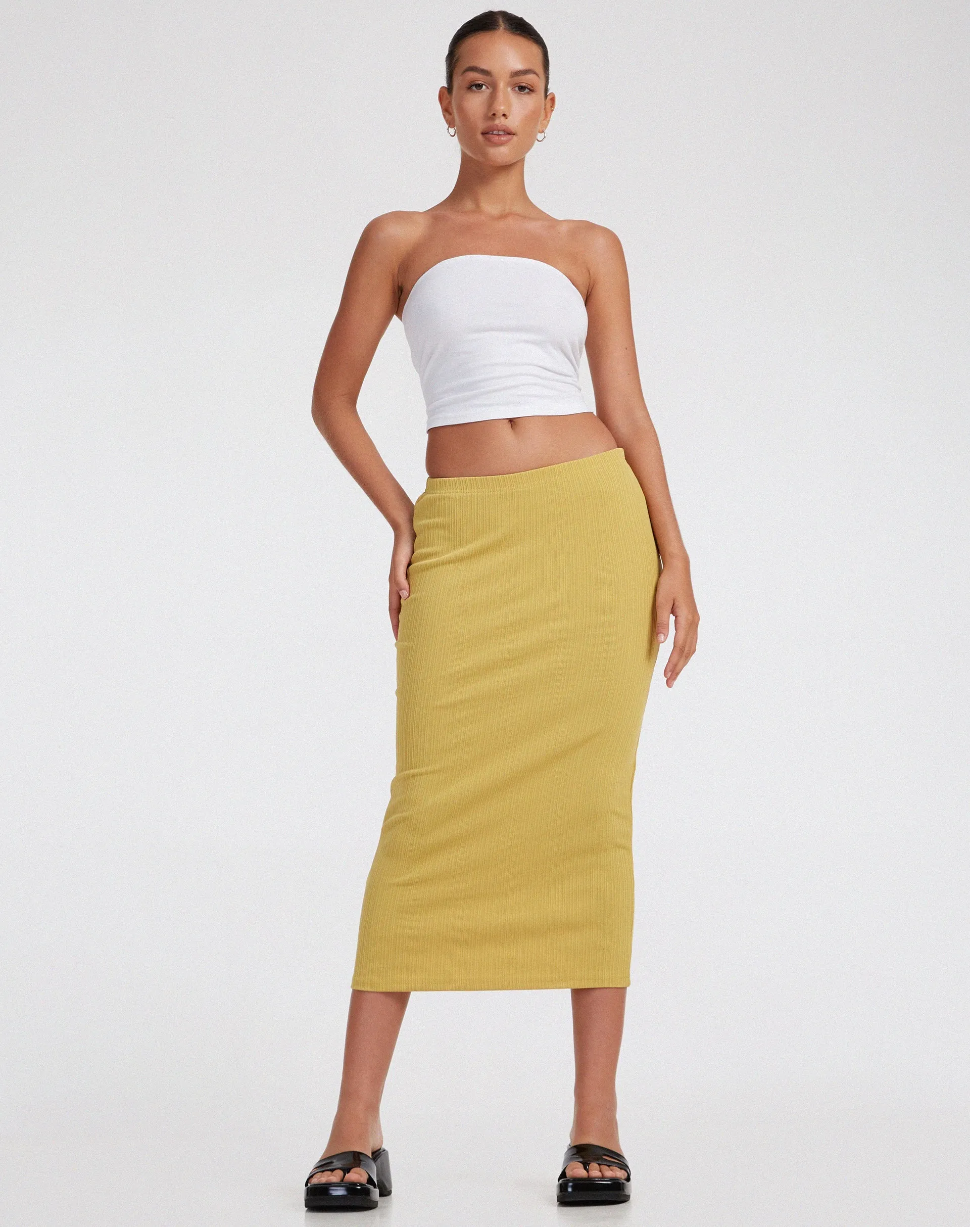 Magata Midi Skirt in Jersey Plise Mustard