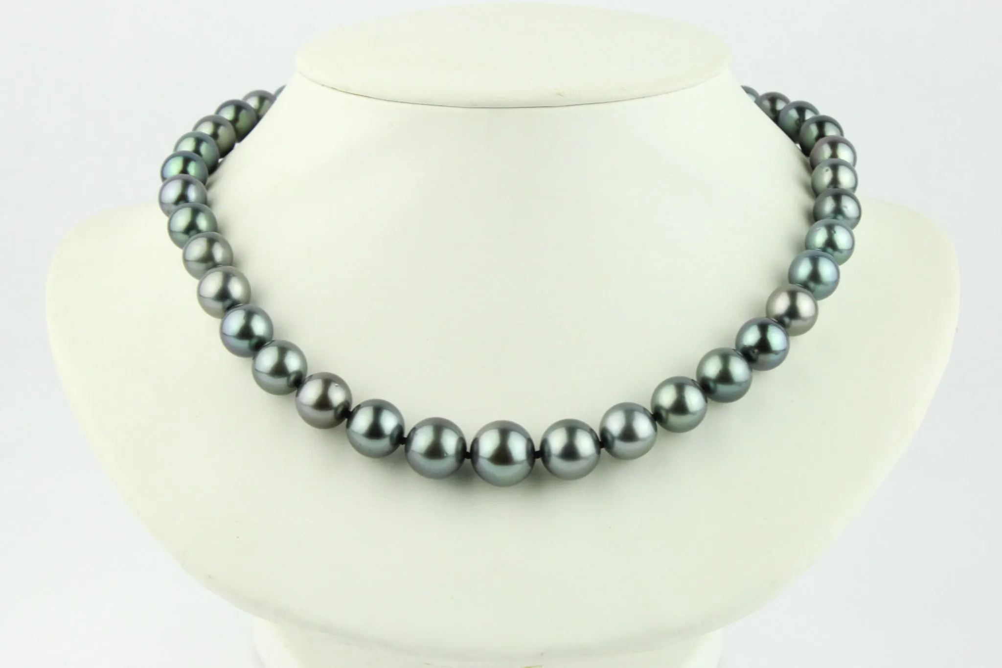 Morning Mist 8.7-12.8mm Tahitian Pearl Strand