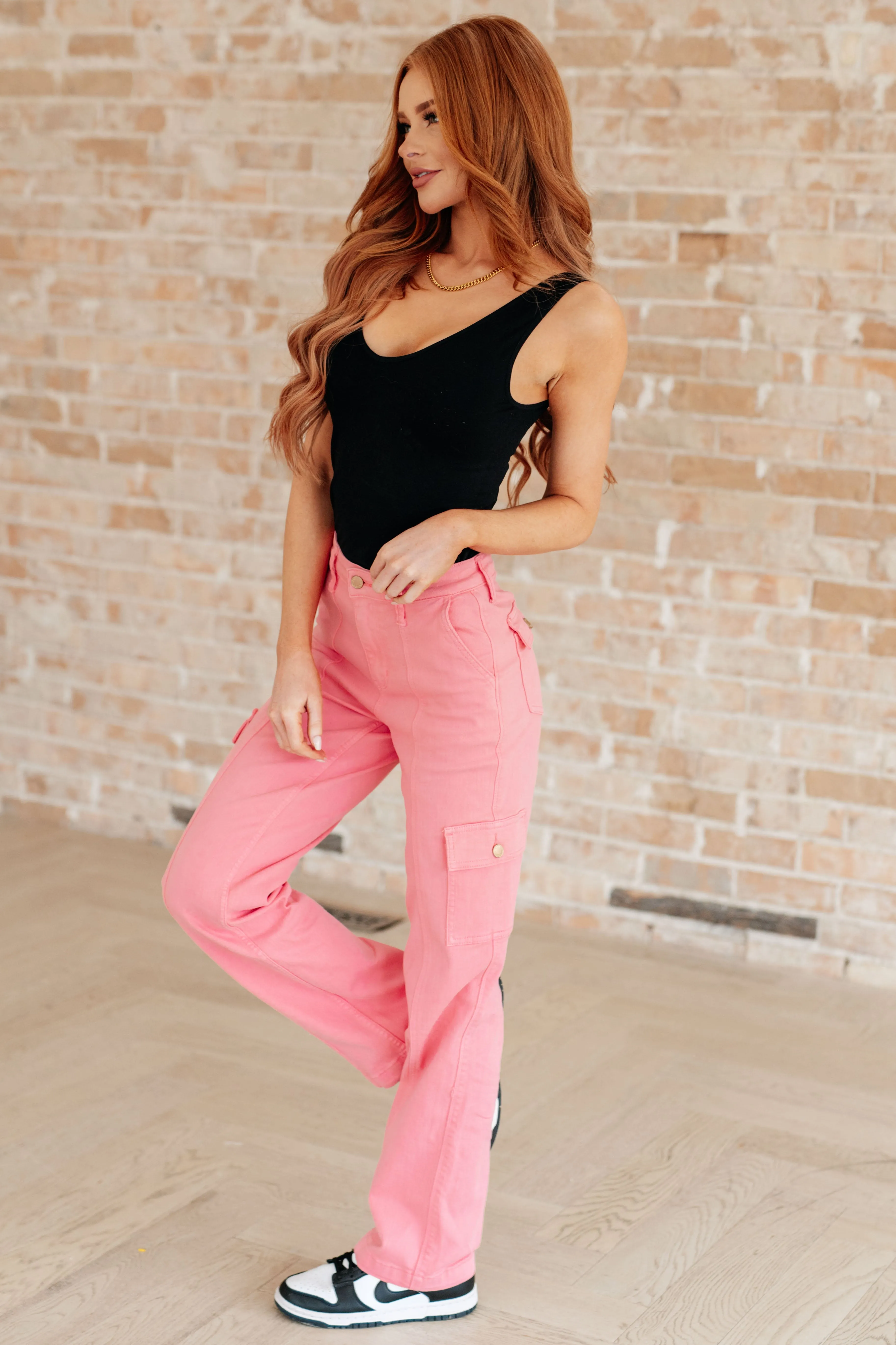 Peggy High Rise Cargo Straight Jeans in Pink - Judy Blue