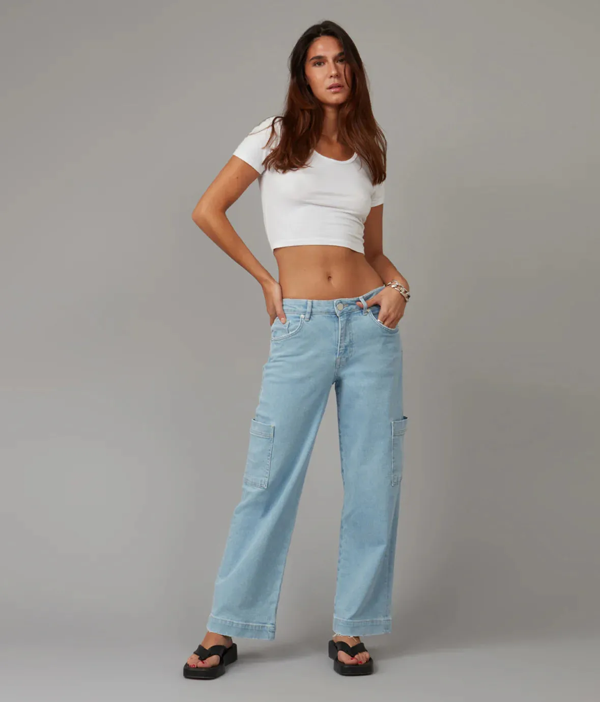 Phoenix Mid Rise Cargo Jeans - Clear Sky