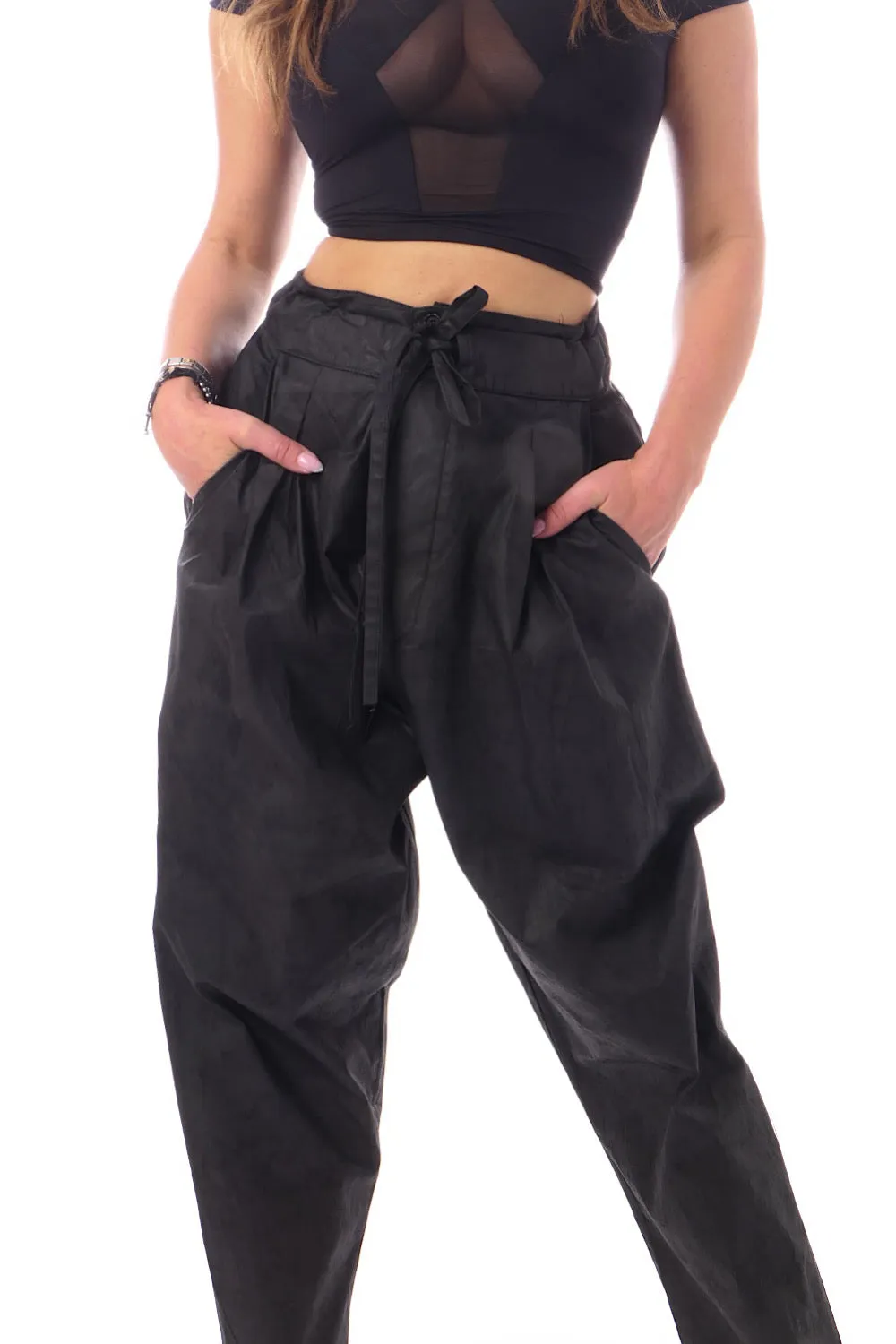 PLEATED PANTS LEATHER FINISH