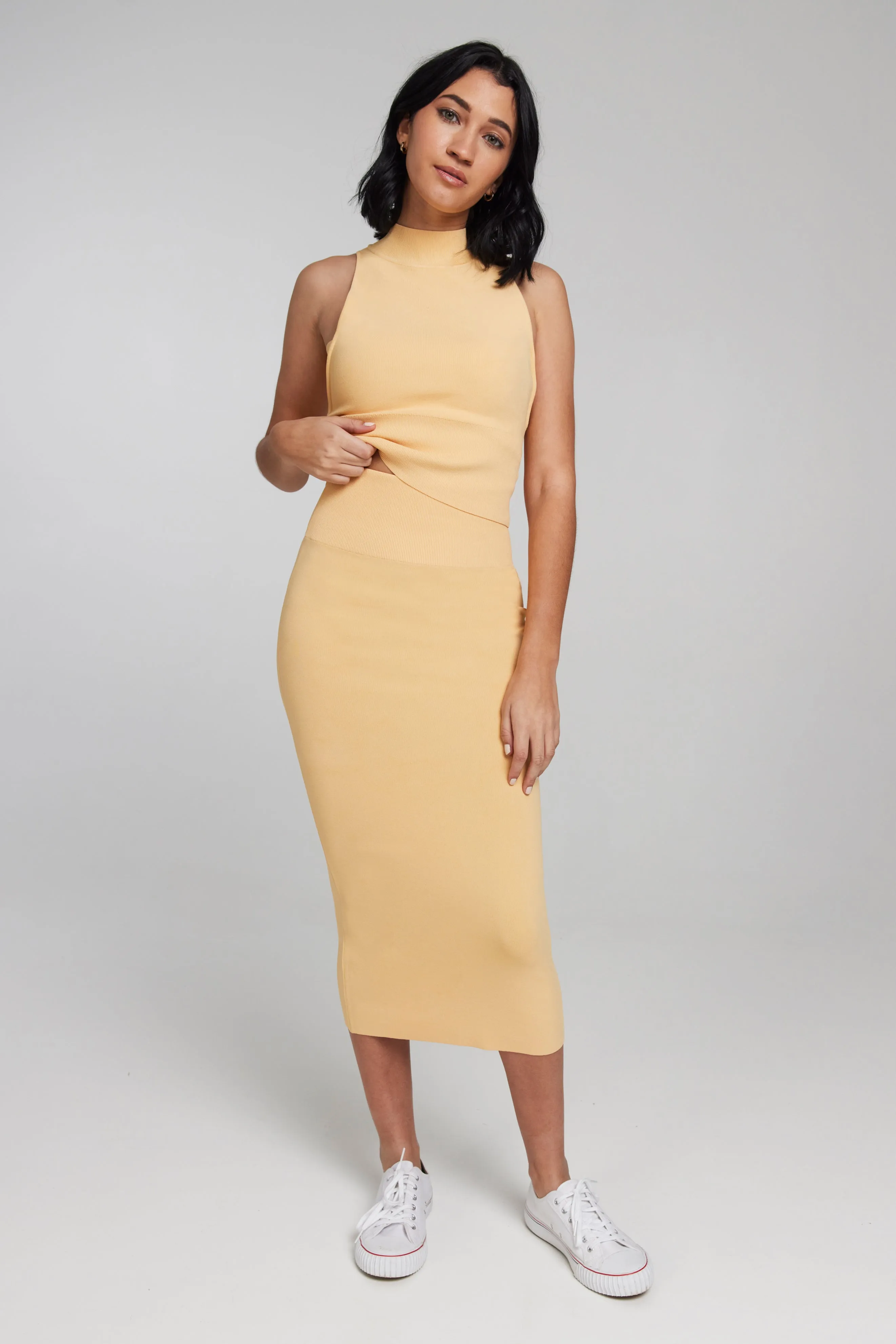 The Midi Tube Skirt - Apricot