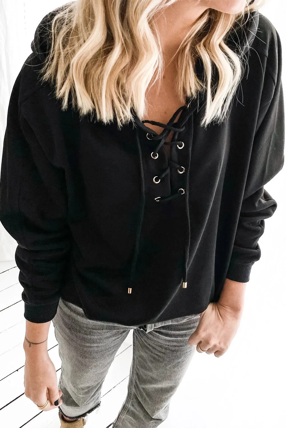 Women's V Neck Lace Up Criss Cross Long Sleeve Drawstring Pullover Sweatshirts Tops