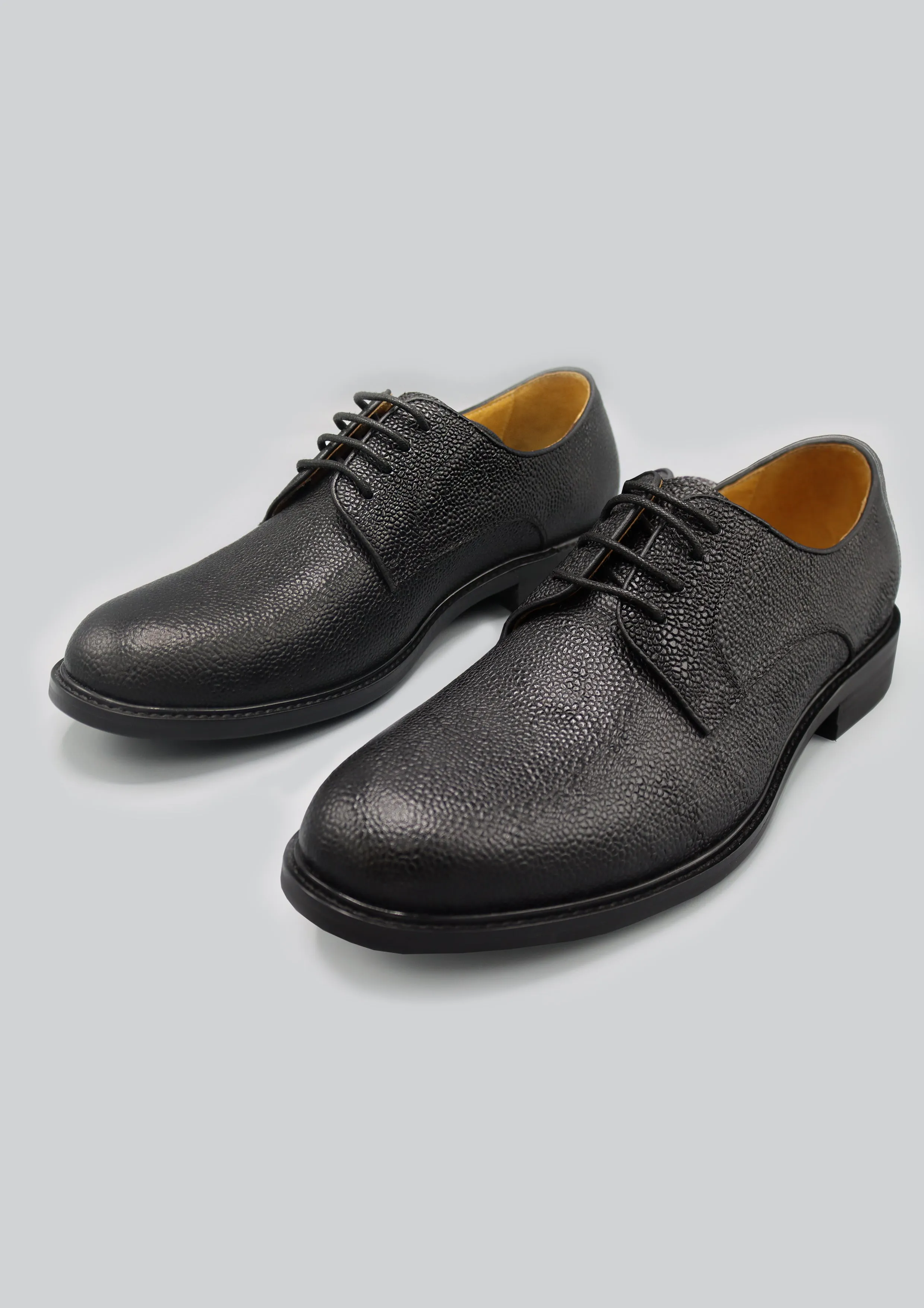 Xavier Derby: Black (limited sizes)